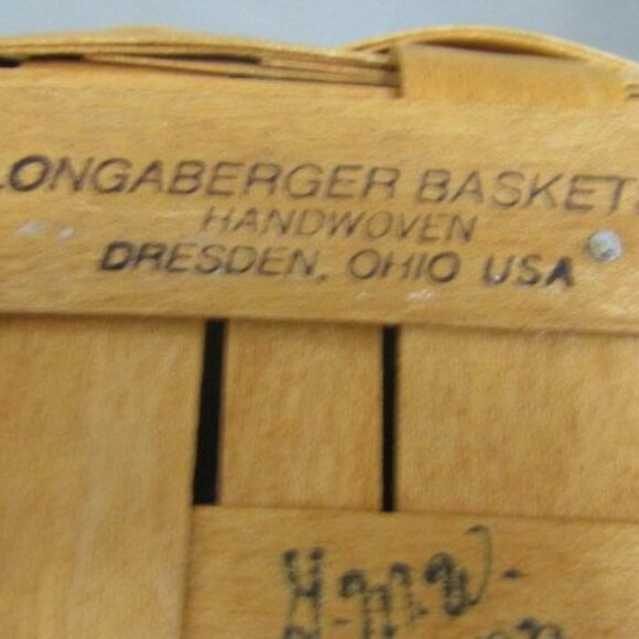 LONGABERGER 1995 CHRISTMAS BASKET WITH LINER, HANDMADE BASKET COLLECTION - Picture 4 of 5